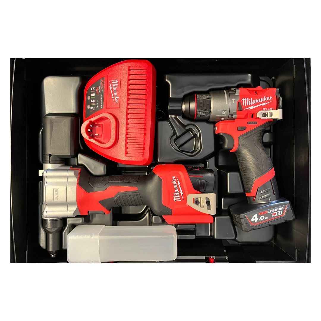 Kit trapano avvitatore compatto e rivettatrice Milwaukee M12 FPP2D2-422X