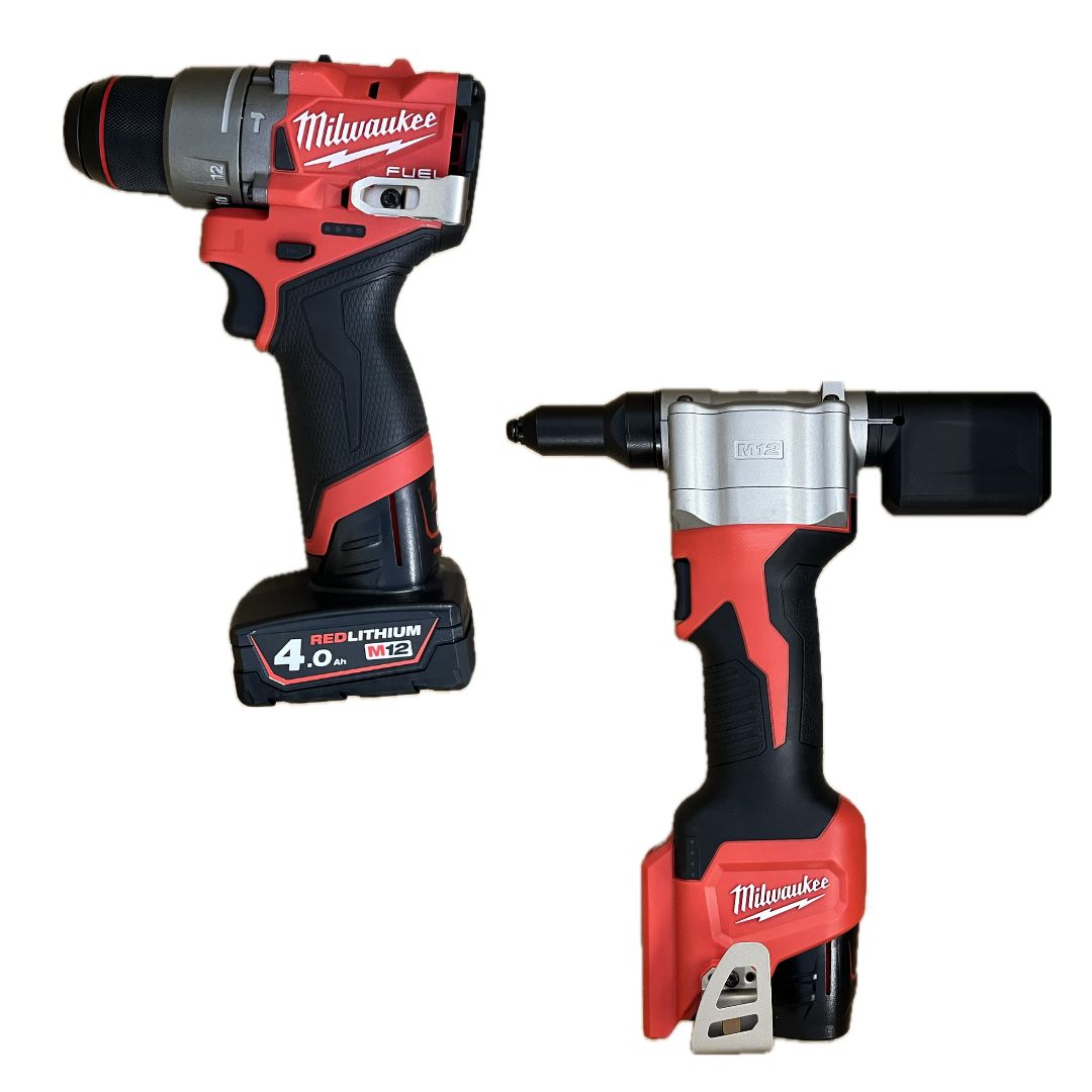 Kit trapano avvitatore compatto e rivettatrice Milwaukee M12 FPP2D2-422X